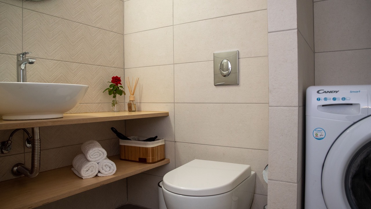 Photo of Bathroom in Kato Galatas