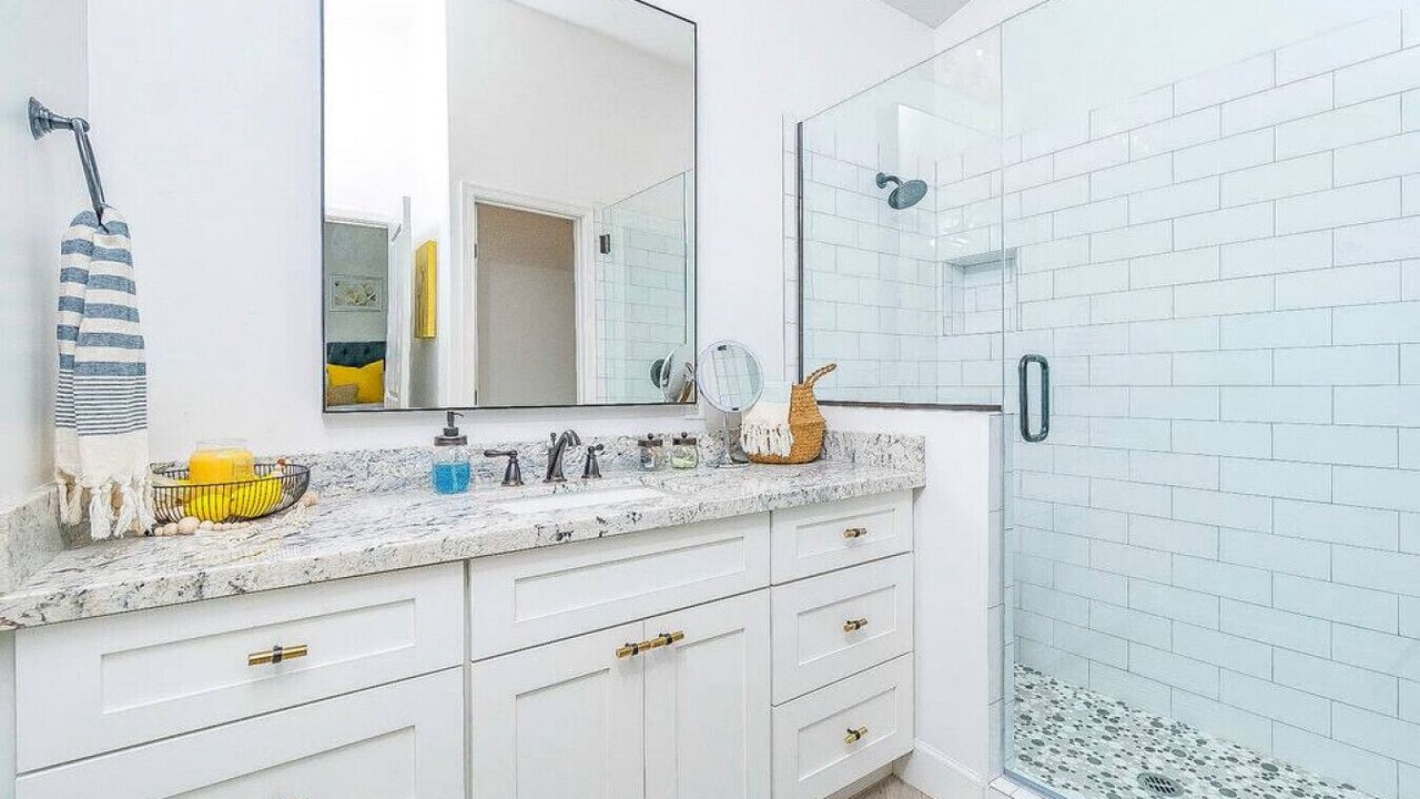 Photo of Bathroom in Paradise Valley Ranchos