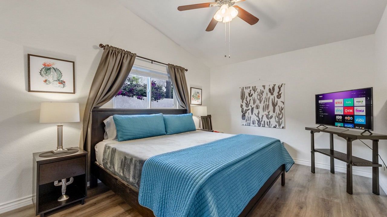 Photo of Bedroom in La Quinta Cove