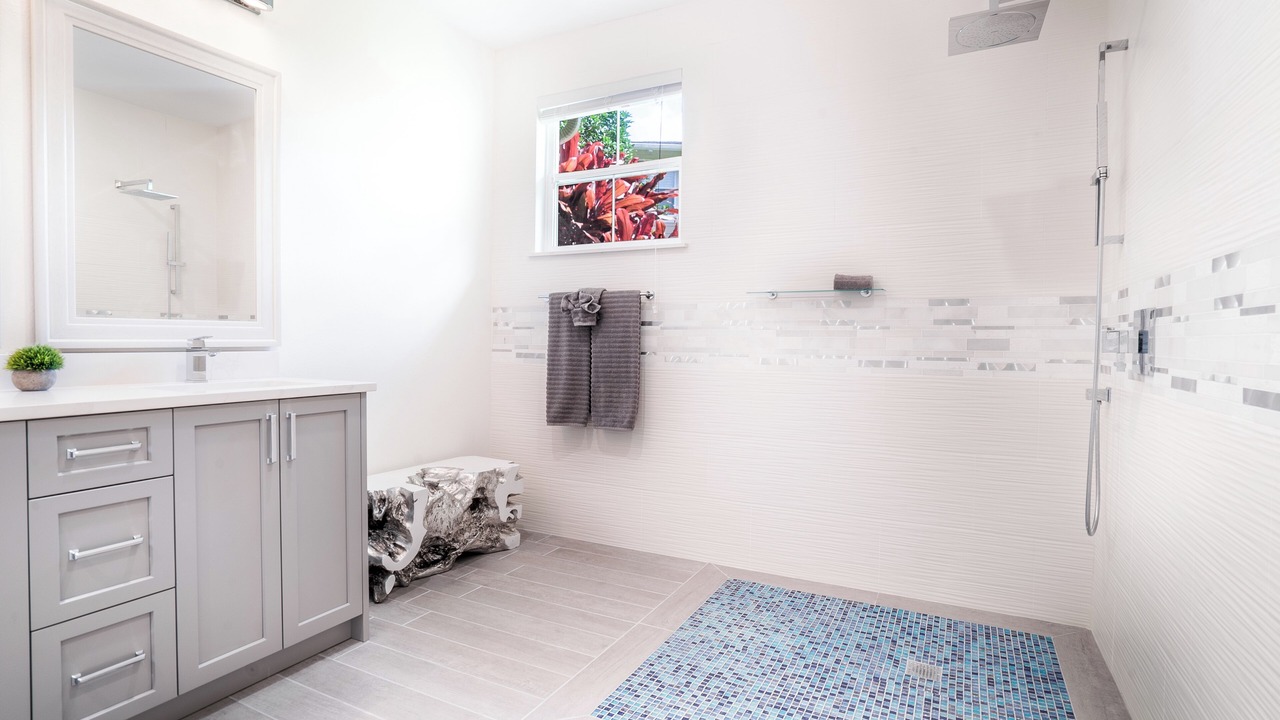 Photo of Bathroom in Princeville