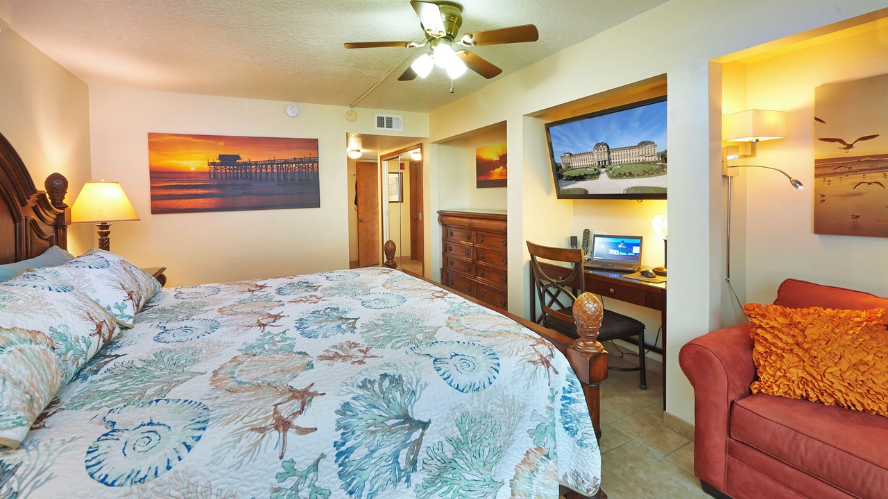 Photo of Bedroom in Cocoa Beach