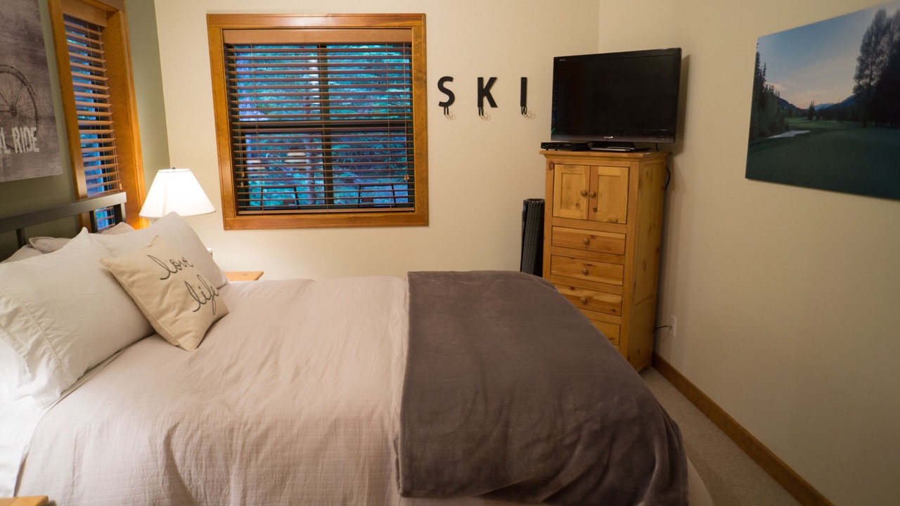 Photo of Bedroom in Blackcomb