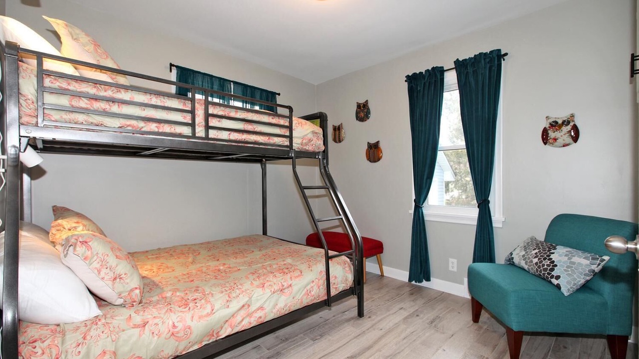 Photo of Bedroom in Virgil