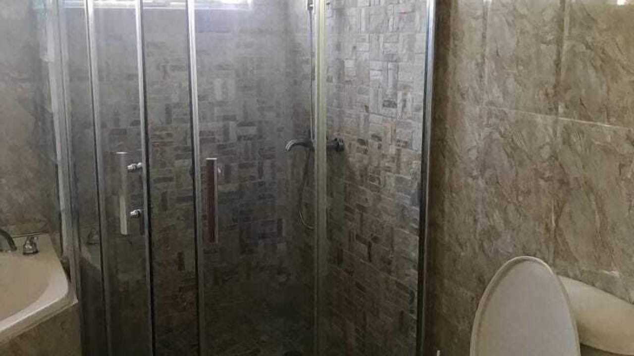 Photo of Bathroom in Blowing Point
