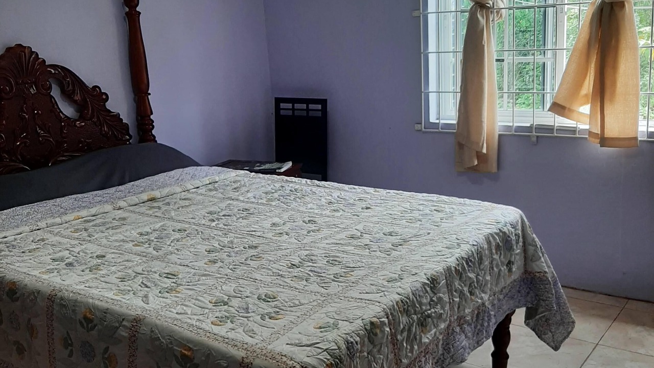 Photo of Bedroom in Mandeville