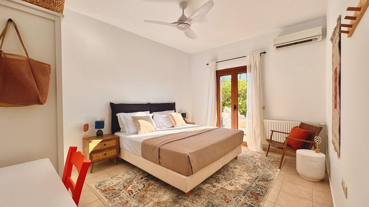 Photo of Bedroom in Makry Gialos