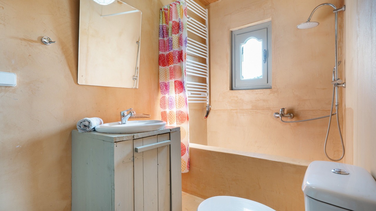 Photo of Bathroom in Kapsaliana