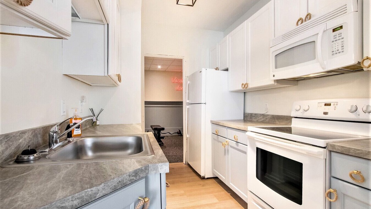 Photo of Kitchen in Sister Lakes