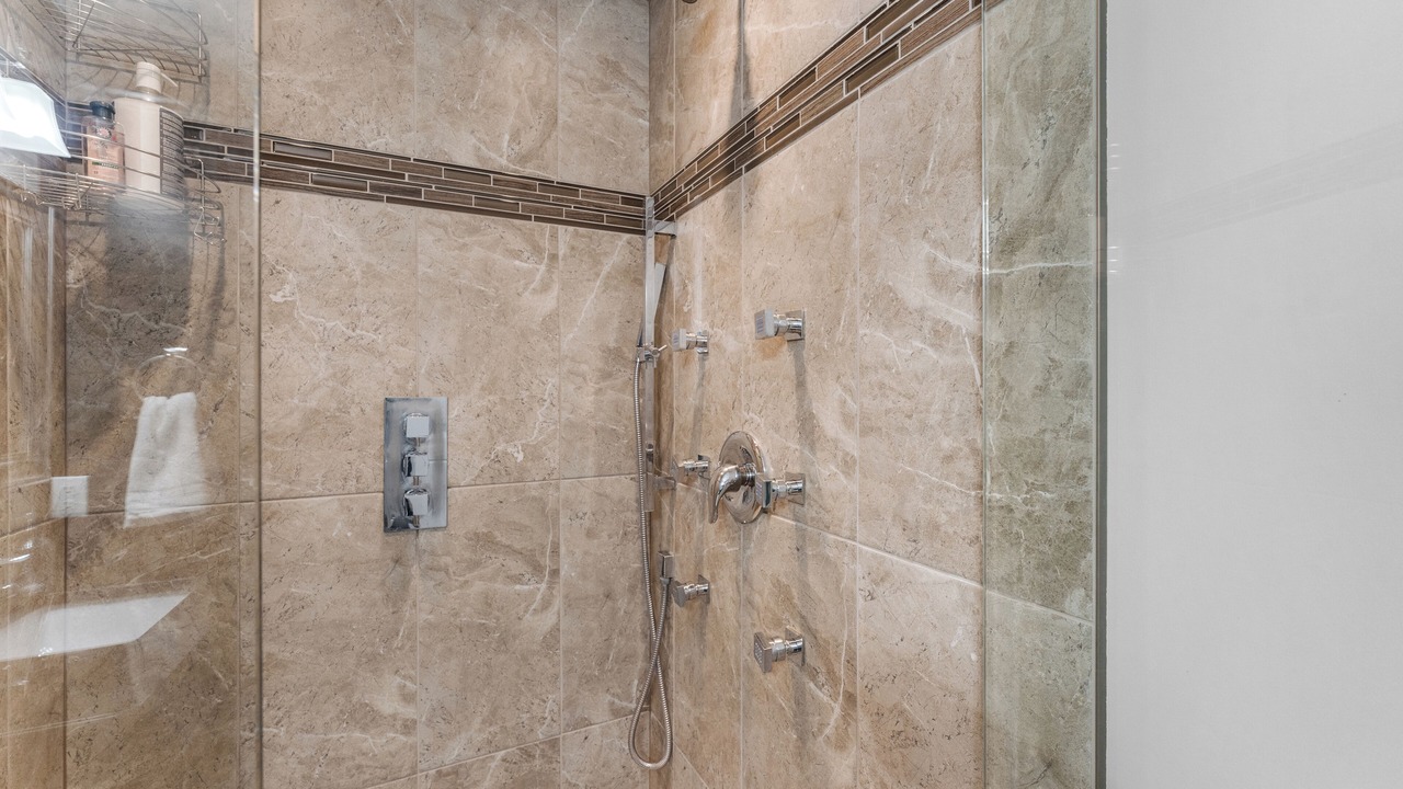 Photo of Bathroom in Boblo Island