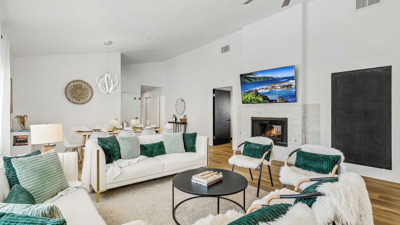 Photo of Livingroom in Bermuda Dunes