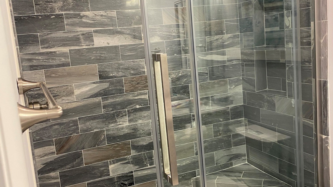 Photo of Bathroom in Folly Field