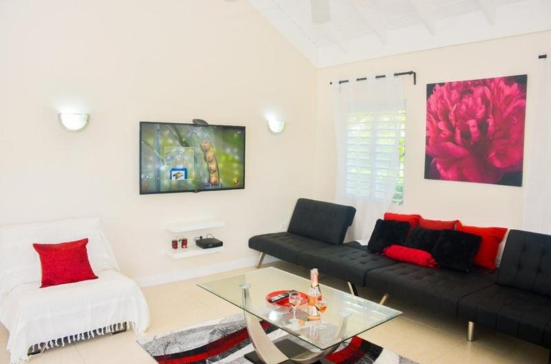 Photo of Livingroom in St. Ann's Bay