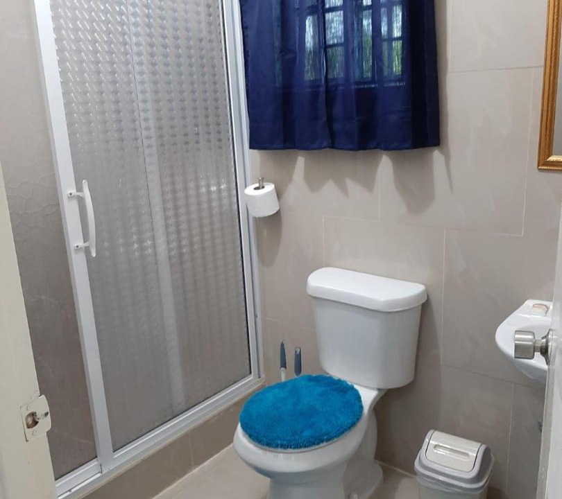 Photo of Bathroom in Savanna la Mar