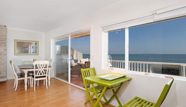 Oceanfront Cottage on Carbon Beach -Sea Lion