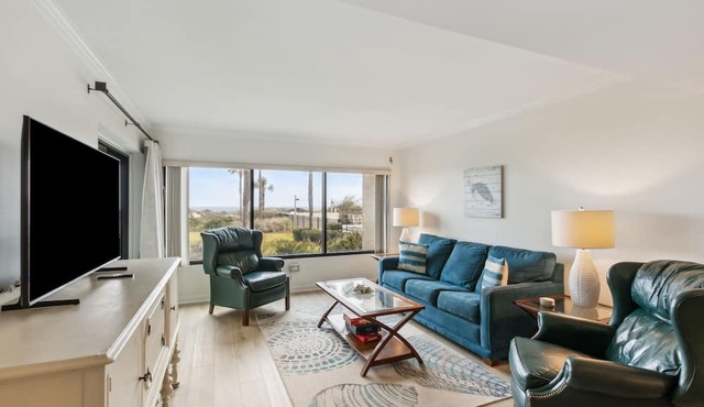 Beautiful First Floor Oceanfront Condo at Amelia Surf and Racquet-Close to Pool!