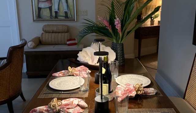 "Sought-After" Luxurious 2100 sq ft Oceanfront Private Residence, in a Resort