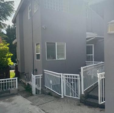 Cozy Huge Primary Suite Near UBC YVR Airport