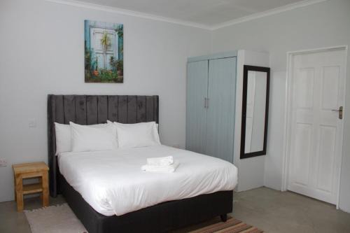 Moxwini Self Catering Apartments
